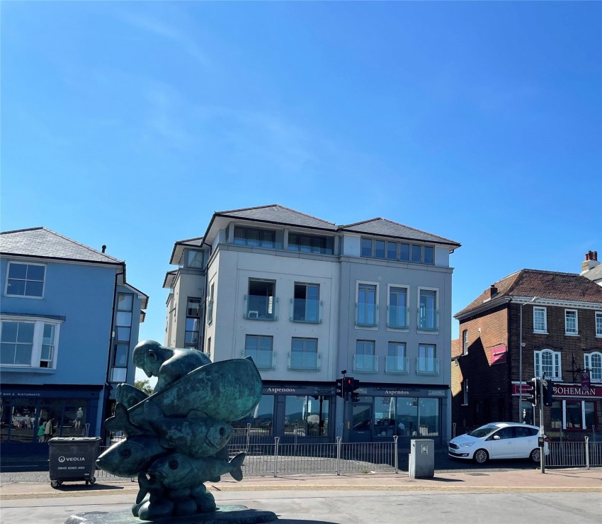 Images for Beach Street Deal