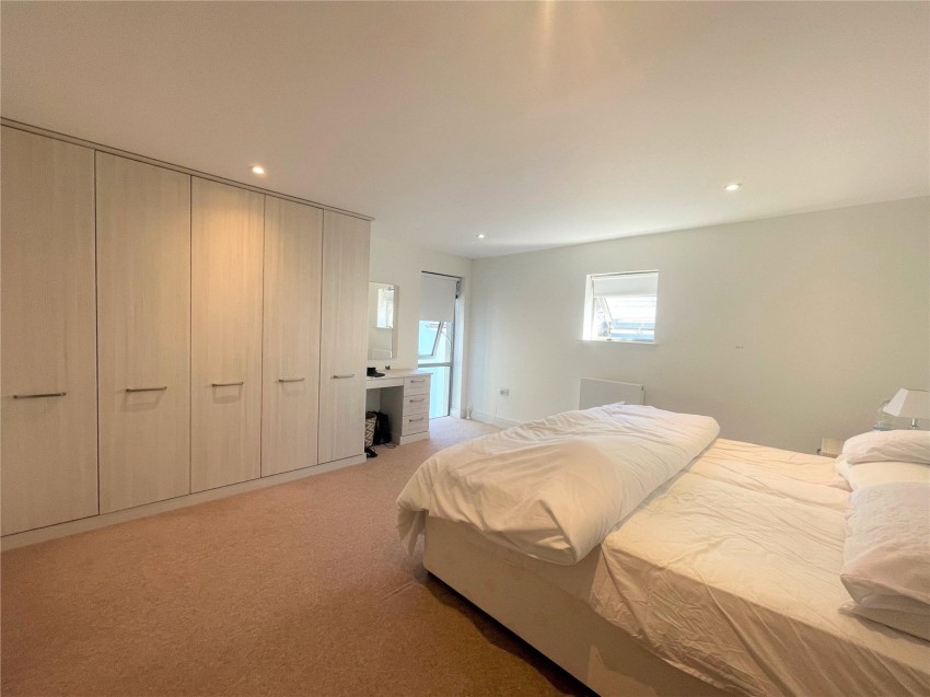 Images for Beach Street Deal