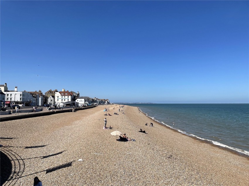 Images for Beach Street Deal