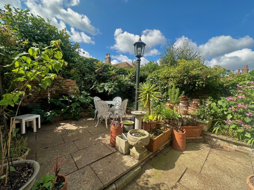 Images for Golden Street, Deal