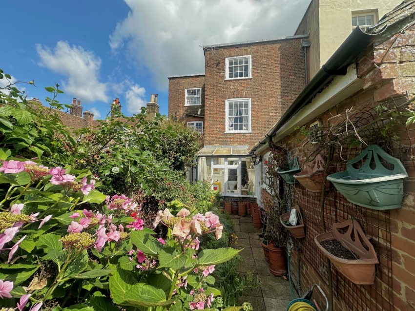 Images for Golden Street, Deal