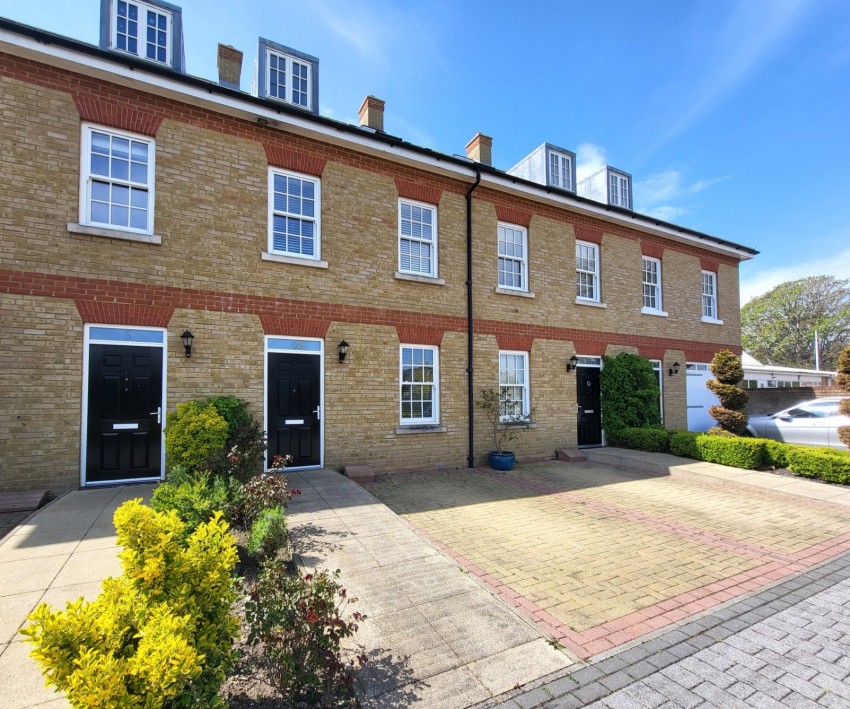 Images for Halliday Drive, Walmer, Deal